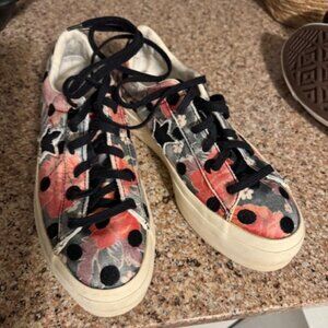 Multi color floral black dots Converse sneakers tennis shoes Size 7.5 platform